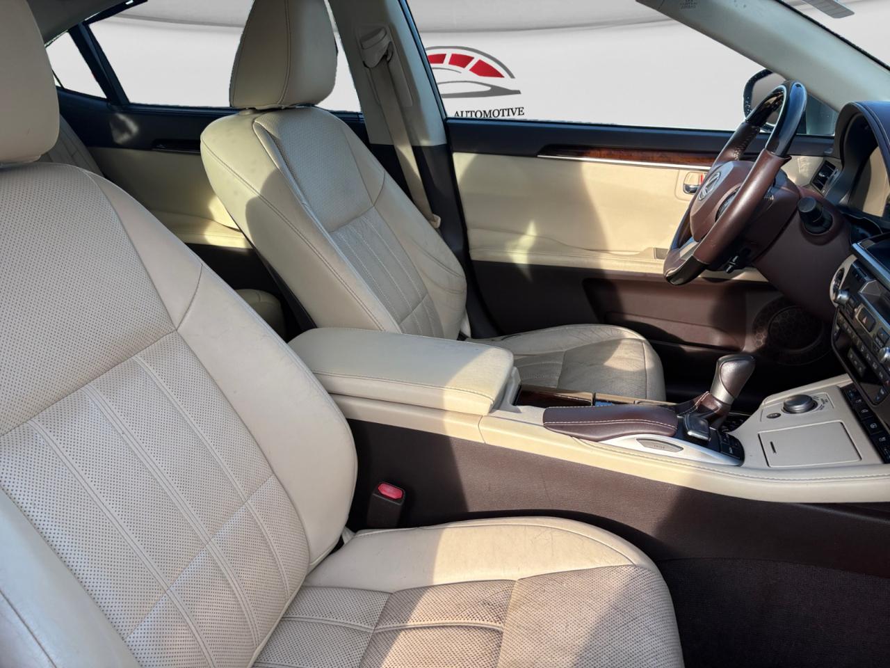 Lexus ES 350 4dr Sdn 2016
