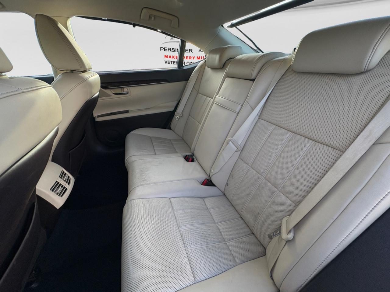 Lexus ES 350 4dr Sdn 2016