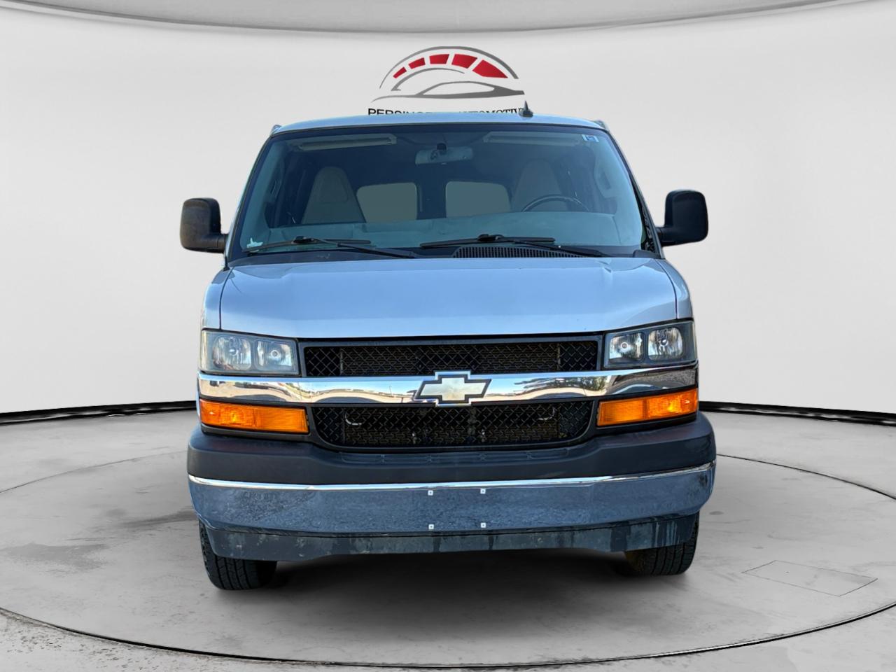 Chevrolet Express Passenger RWD 3500 155" LT w/1LT 2017