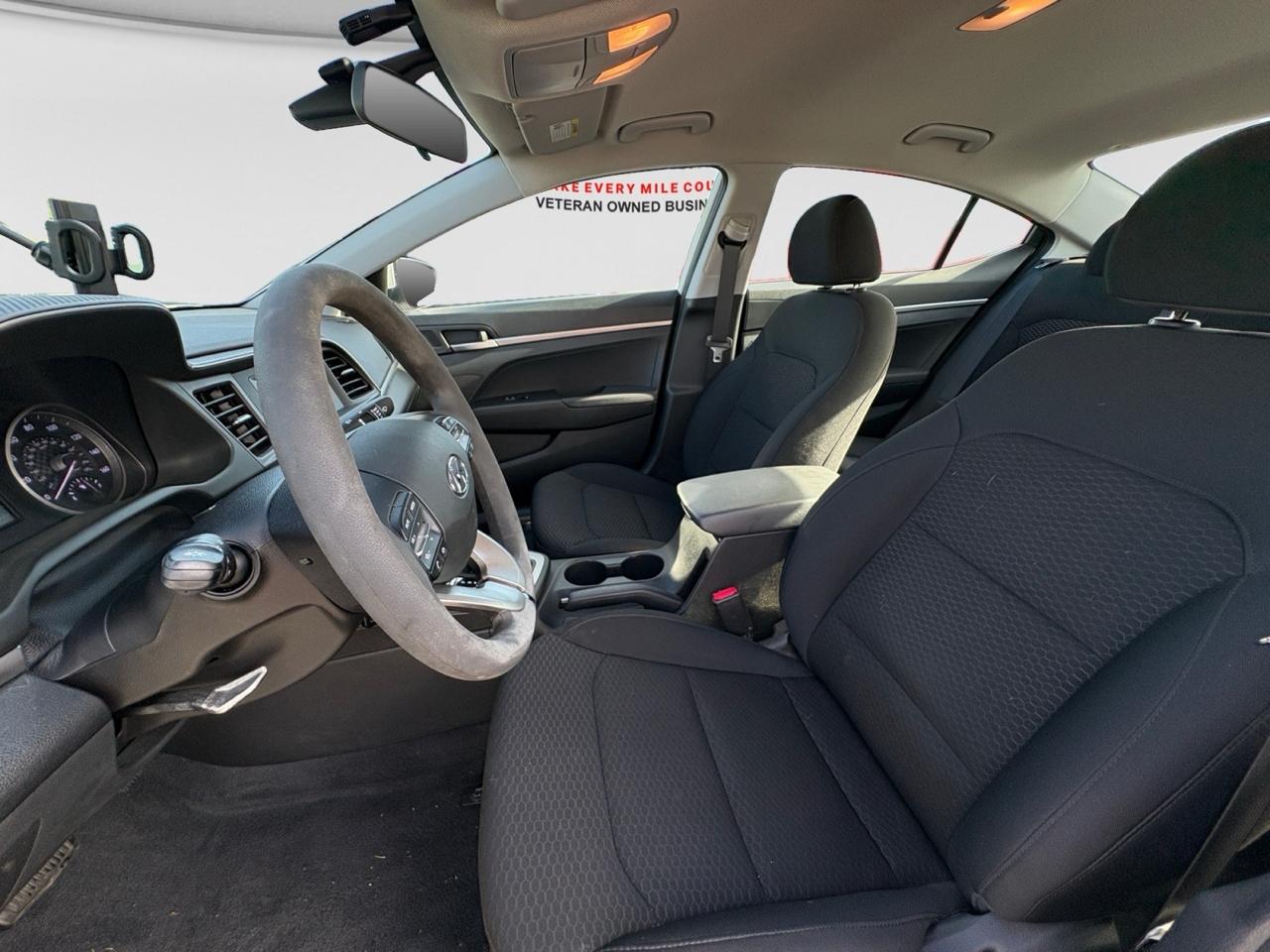 Hyundai Elantra SE IVT 2020