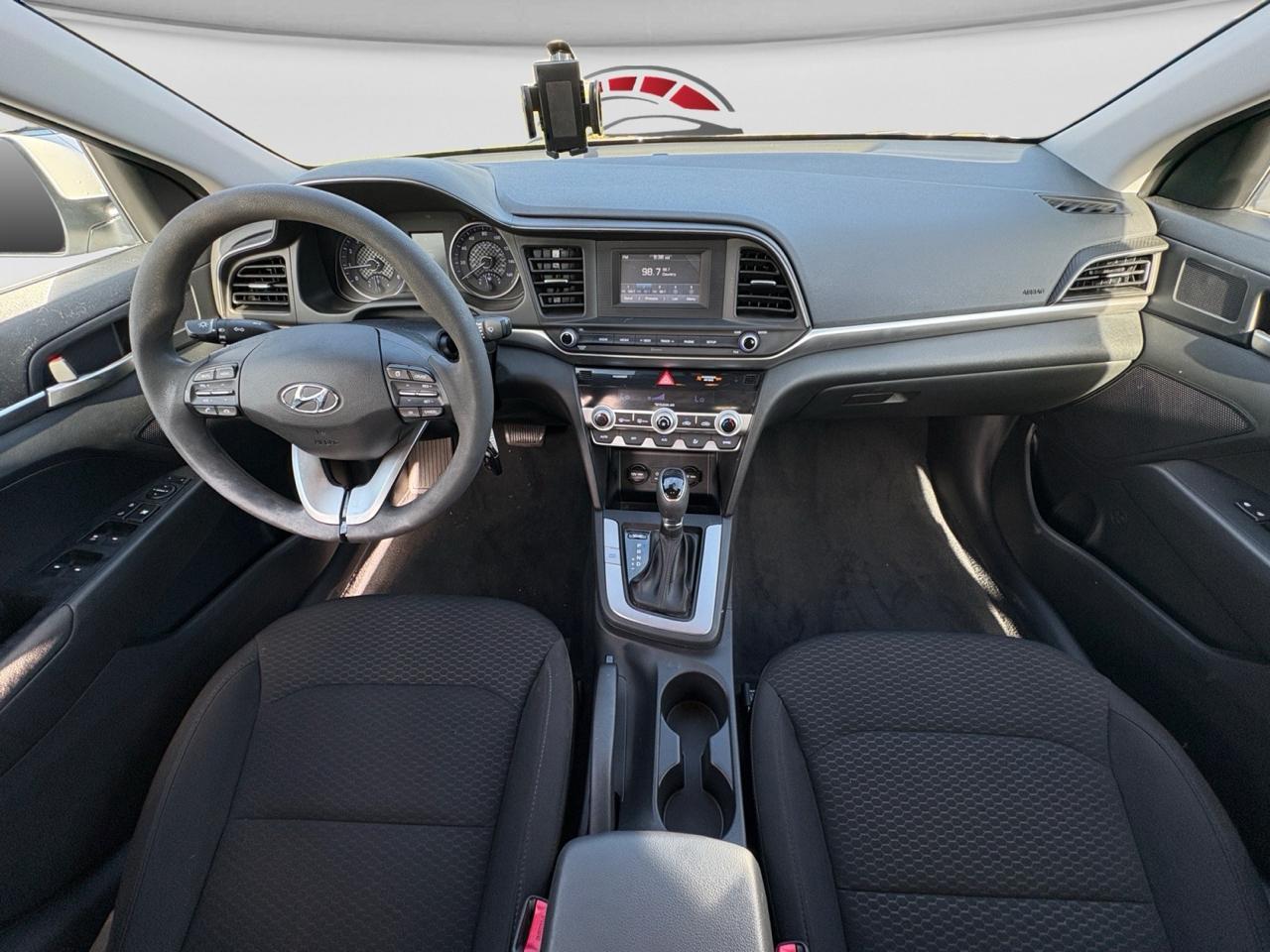 Hyundai Elantra SE IVT 2020