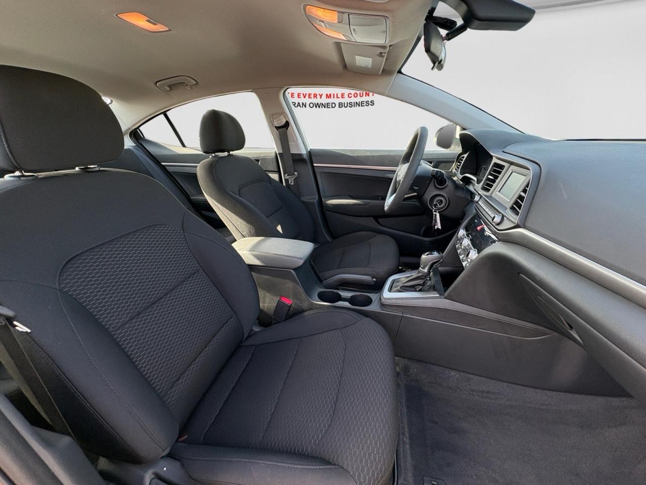 Hyundai Elantra SE IVT 2020