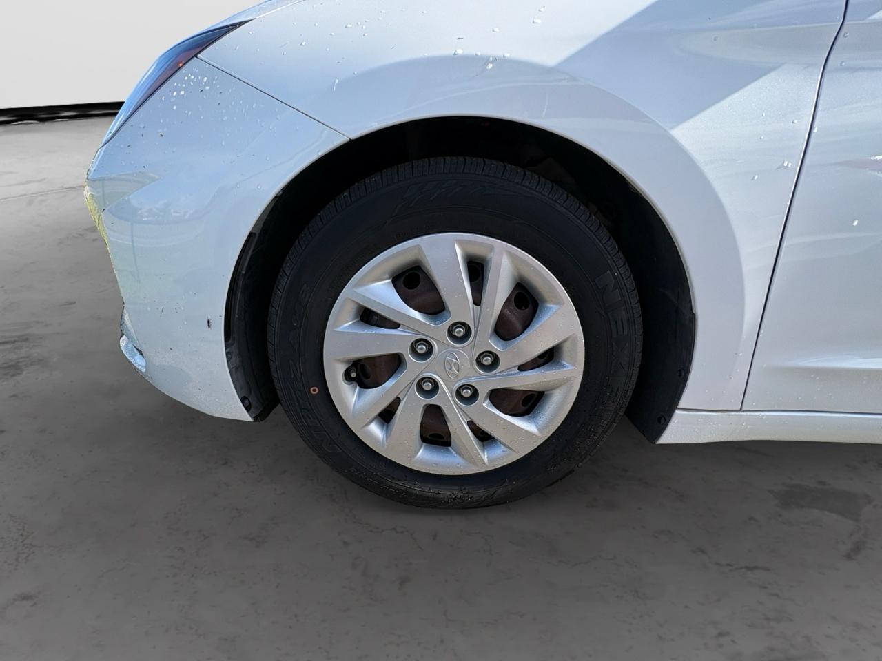Hyundai Elantra SE IVT 2020