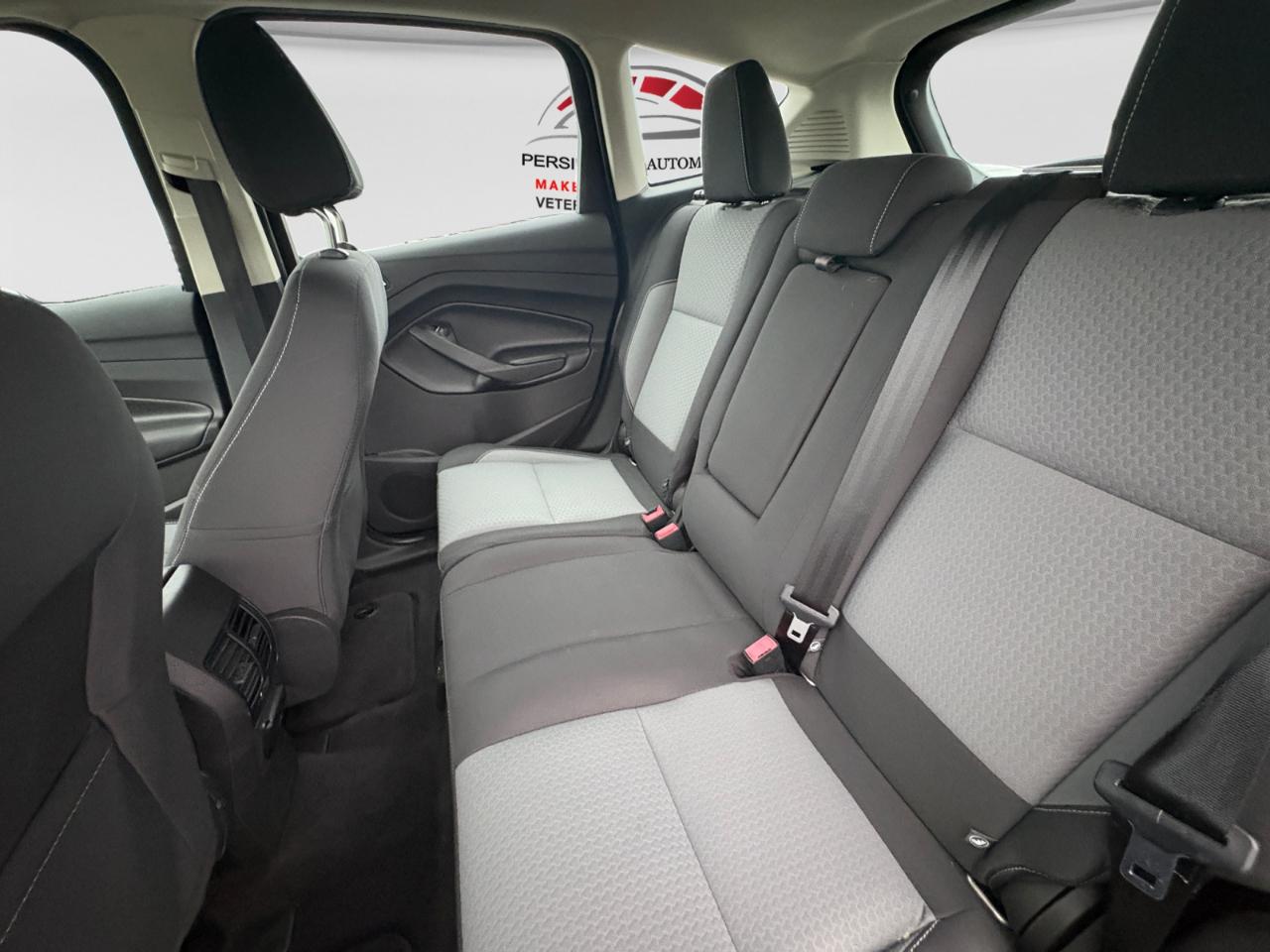 Ford C-Max Hybrid SE FWD 2017