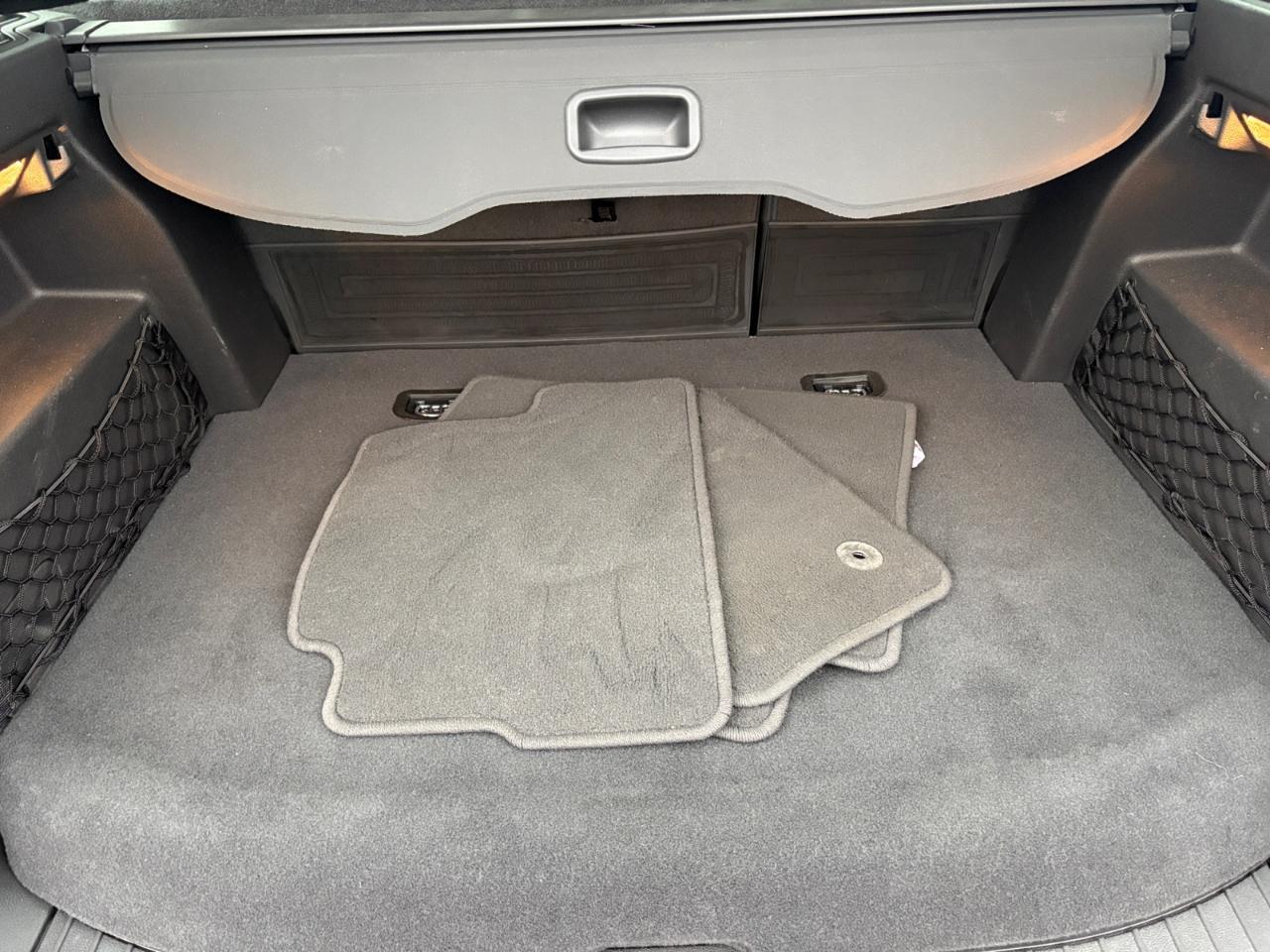Ford C-Max Hybrid SE FWD 2017