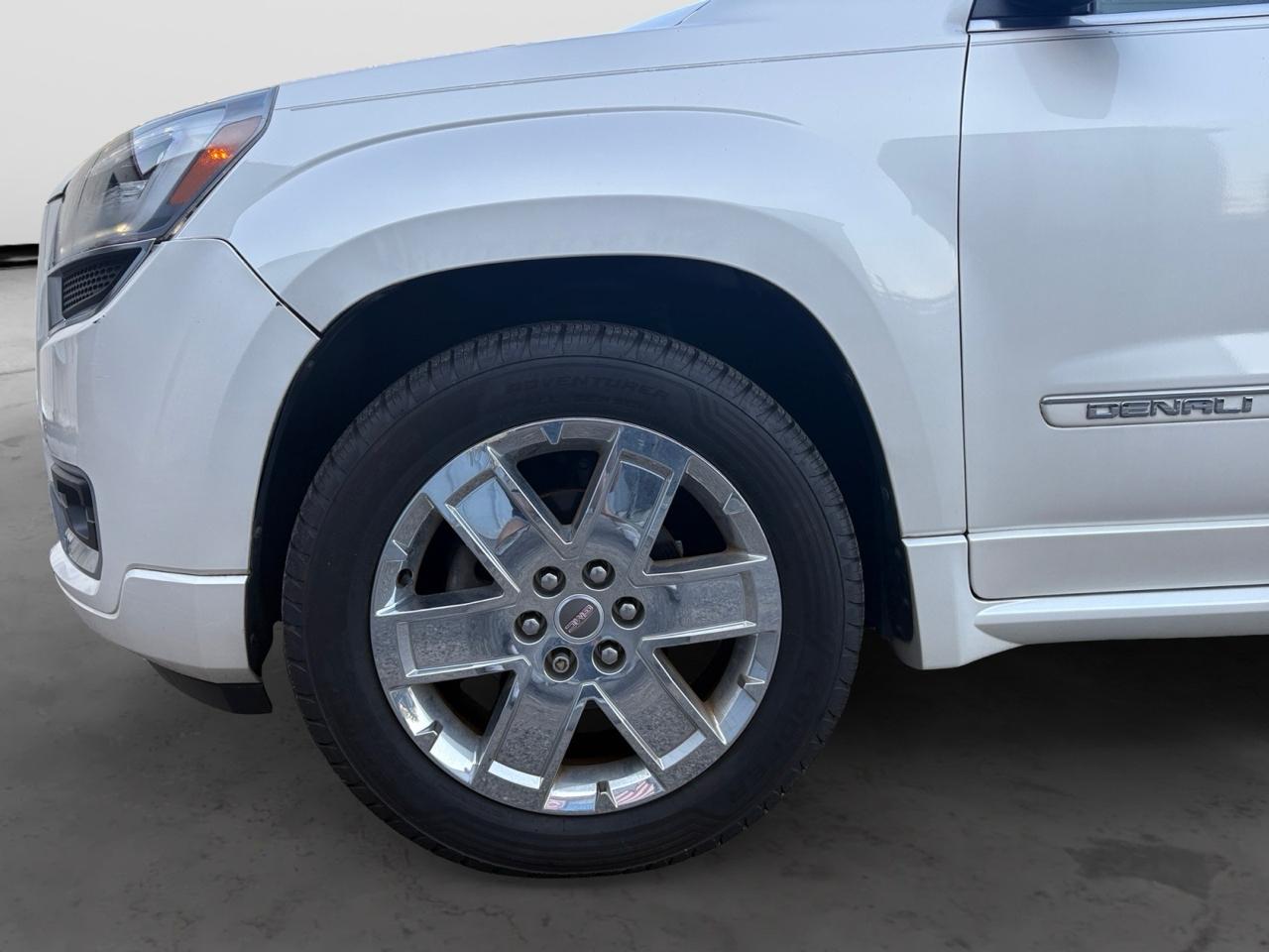 GMC Acadia FWD 4dr Denali 2013