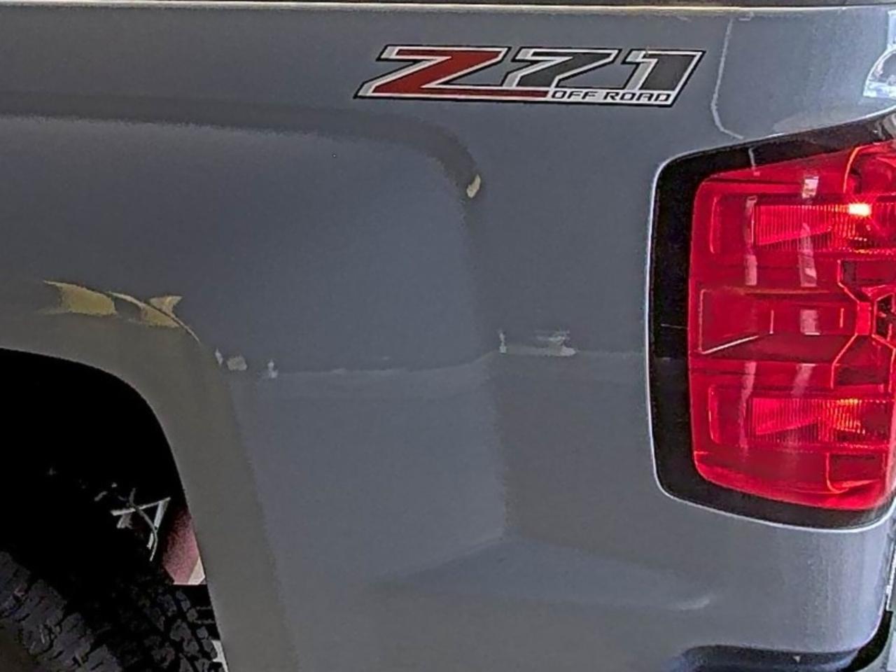 Chevrolet Silverado 1500 4WD Crew Cab 143.5" LT w/2LT 2015