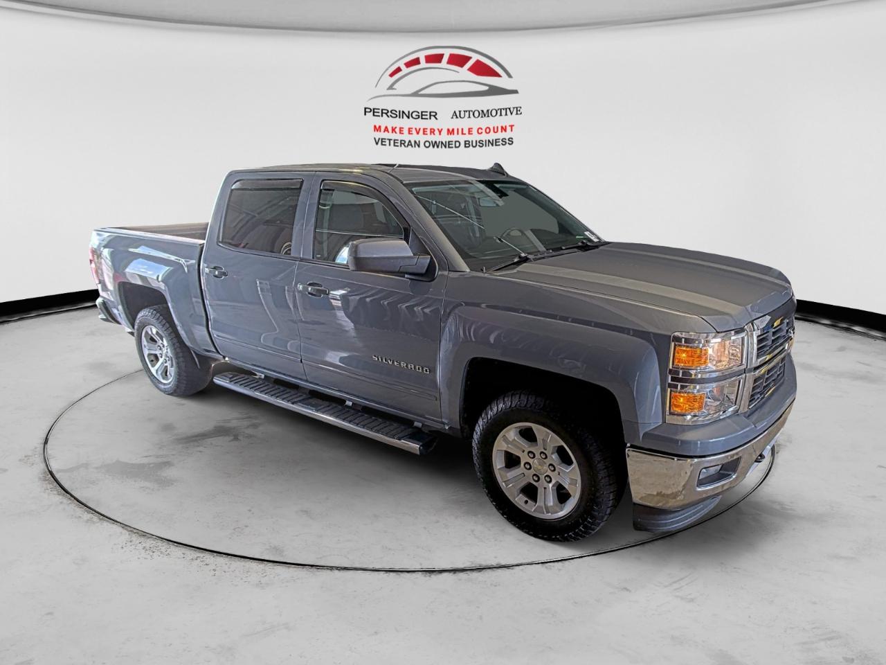 Chevrolet Silverado 1500 4WD Crew Cab 143.5" LT w/2LT 2015