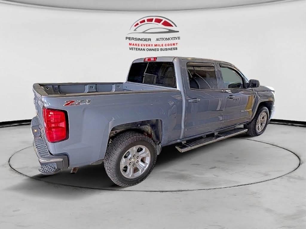 Chevrolet Silverado 1500 4WD Crew Cab 143.5" LT w/2LT 2015