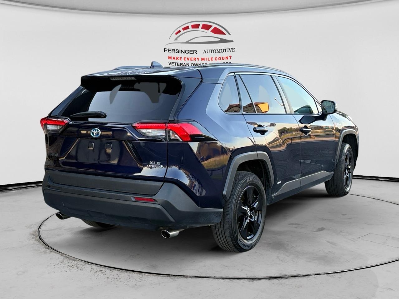Toyota RAV4 Hybrid XLE AWD 2020