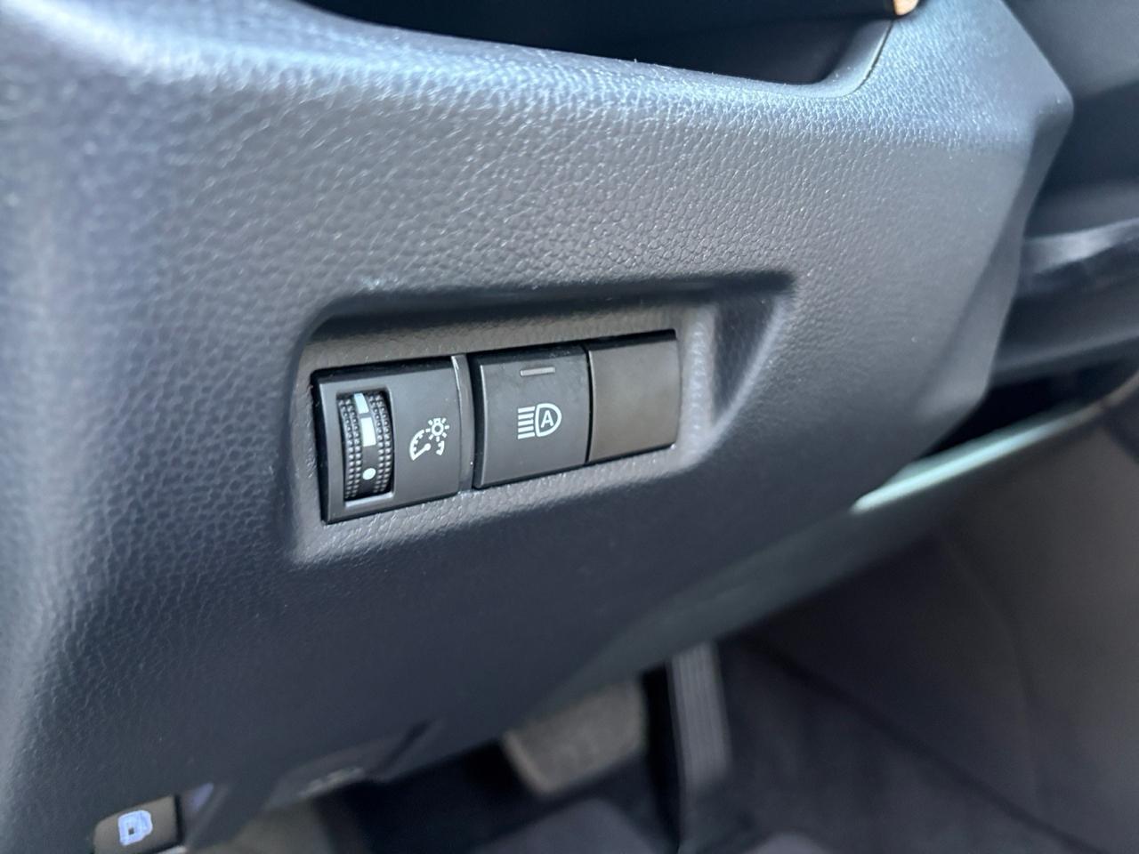 Toyota RAV4 Hybrid XLE AWD 2020