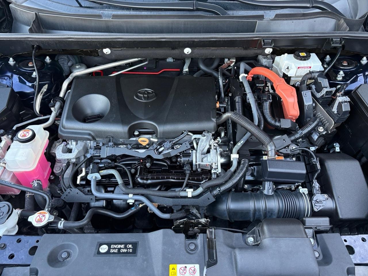 Toyota RAV4 Hybrid XLE AWD 2020