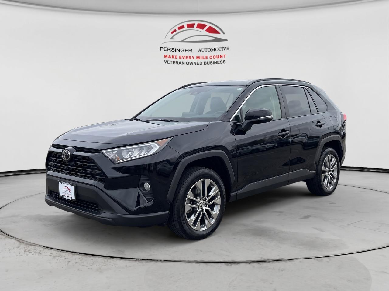 Toyota RAV4 XLE Premium FWD (Natl) 2021