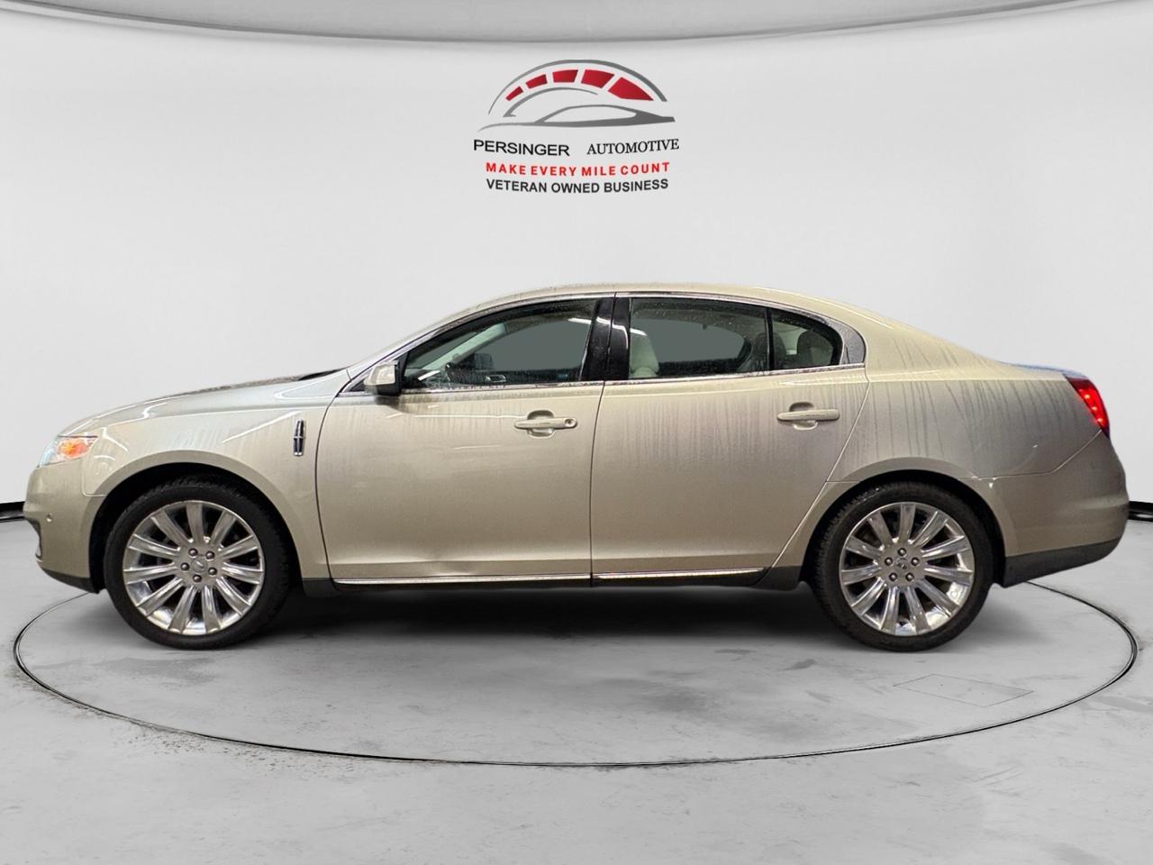 Lincoln MKS 4dr Sdn 3.5L AWD w/EcoBoost 2011