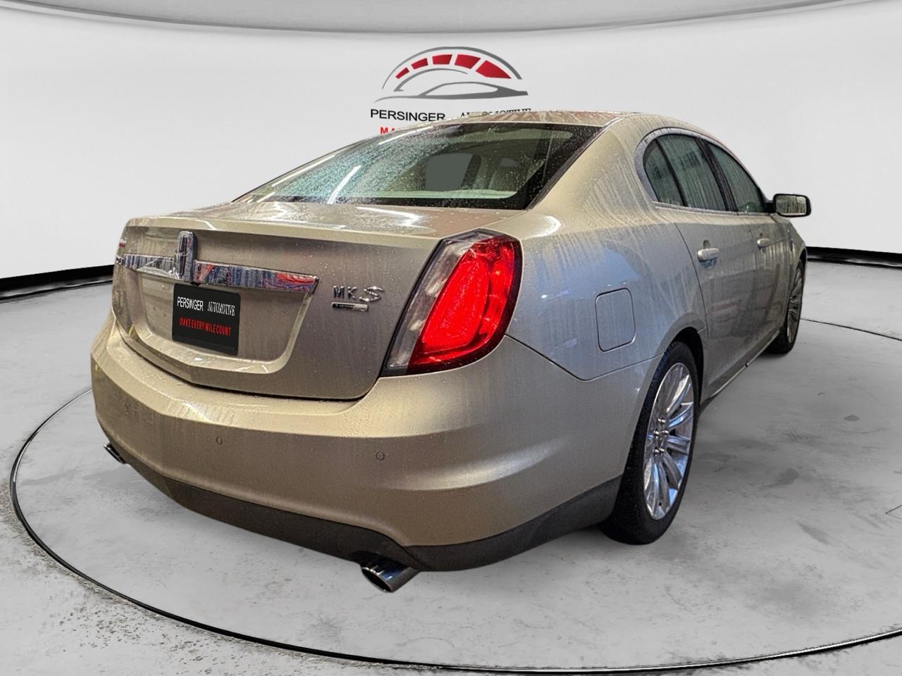 Lincoln MKS 4dr Sdn 3.5L AWD w/EcoBoost 2011