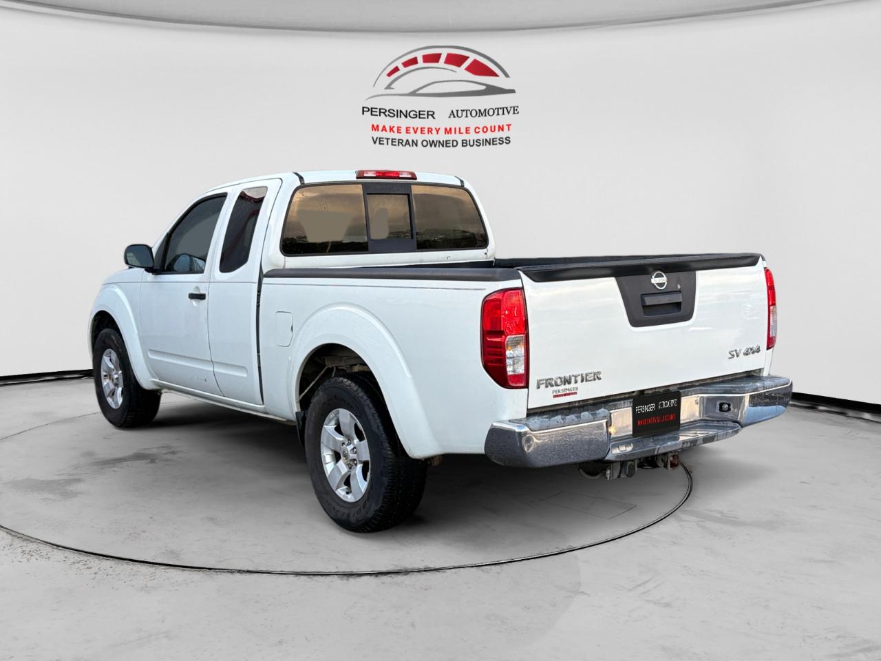 Nissan Frontier 4WD King Cab Auto SV 2013