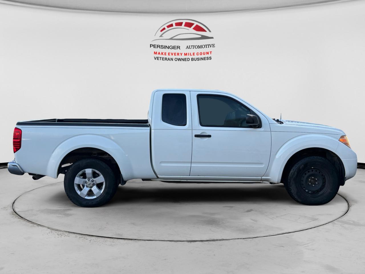 Nissan Frontier 4WD King Cab Auto SV 2013