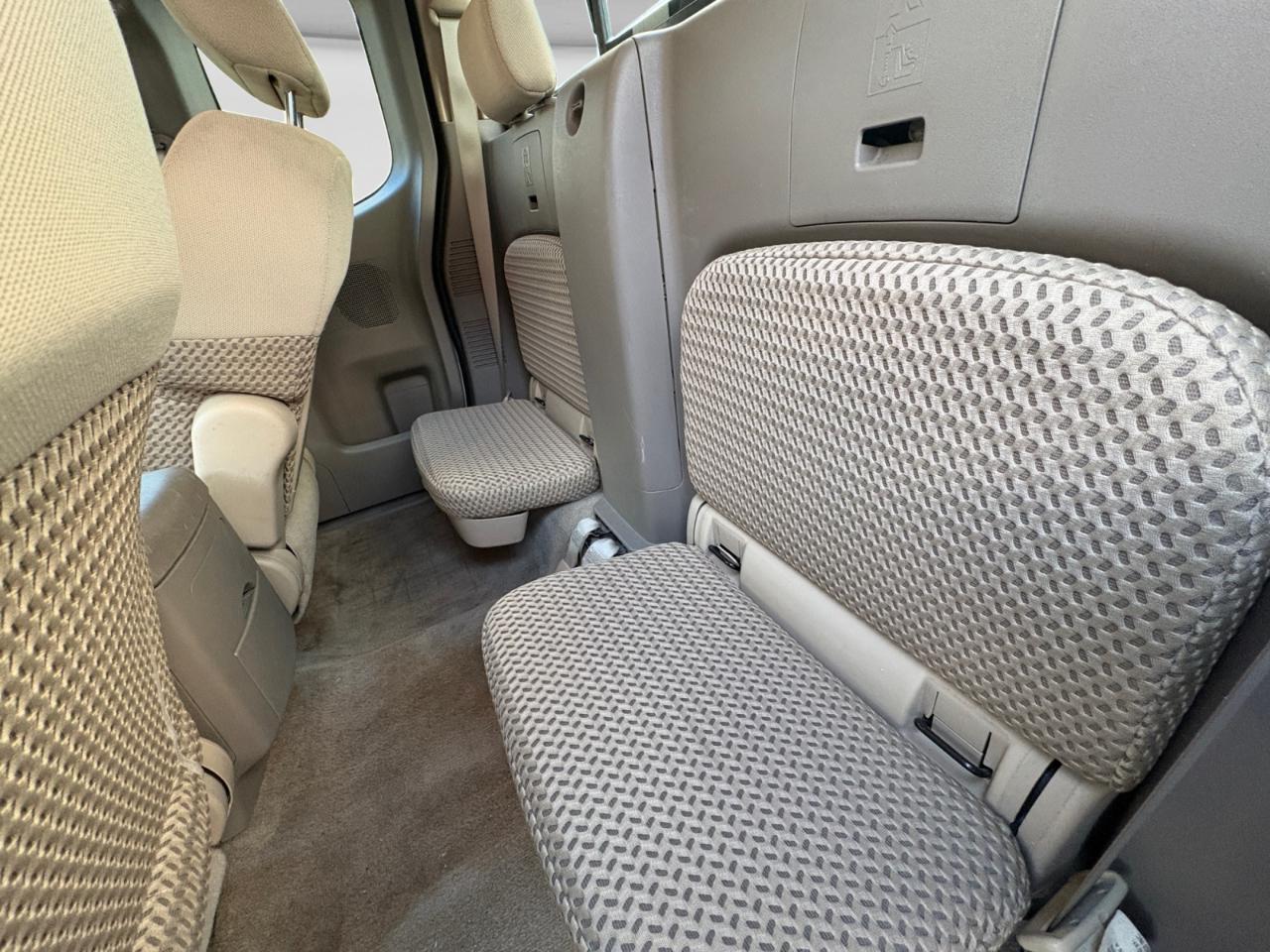 Nissan Frontier 4WD King Cab Auto SV 2013