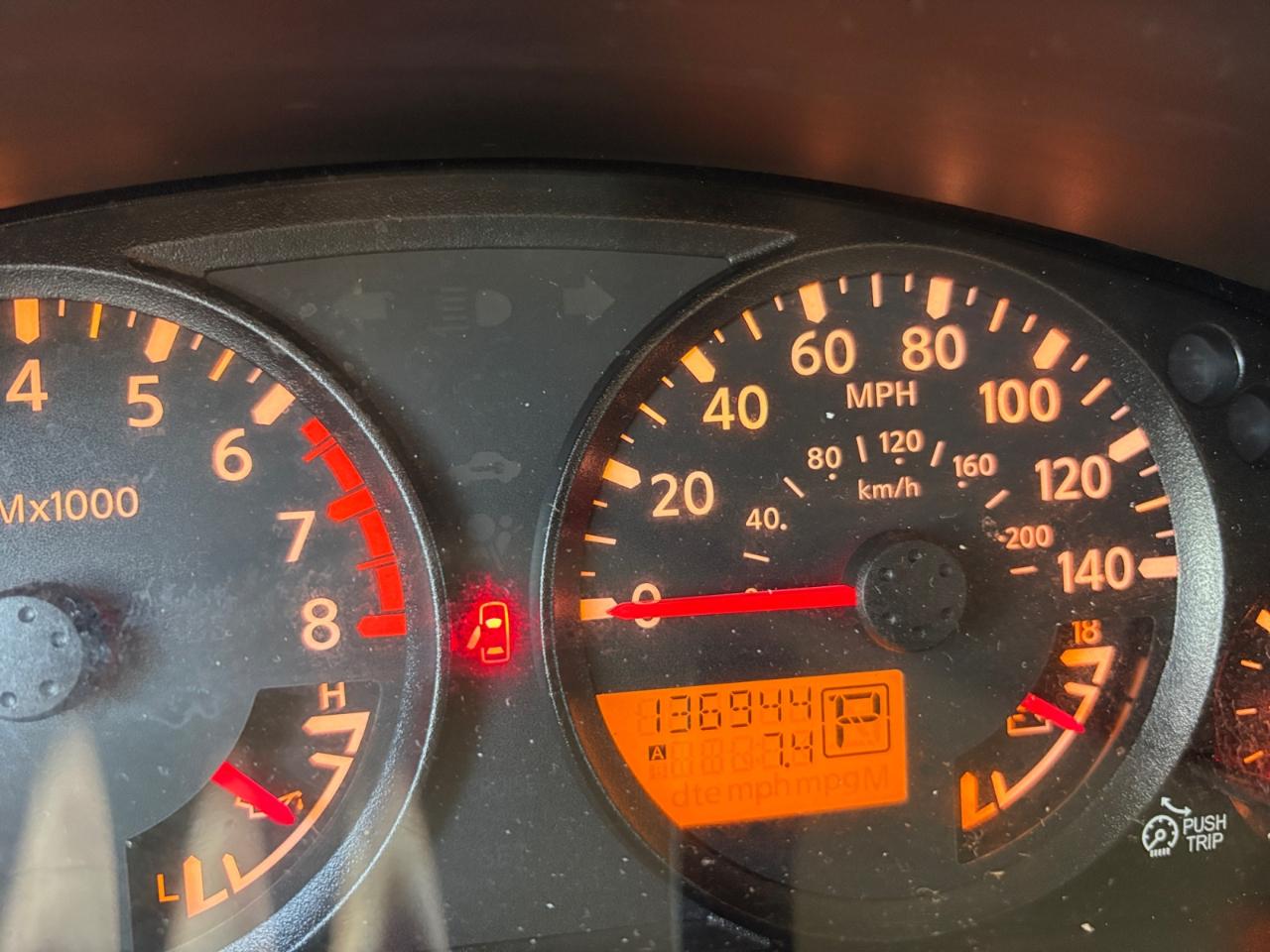 Nissan Frontier 4WD King Cab Auto SV 2013
