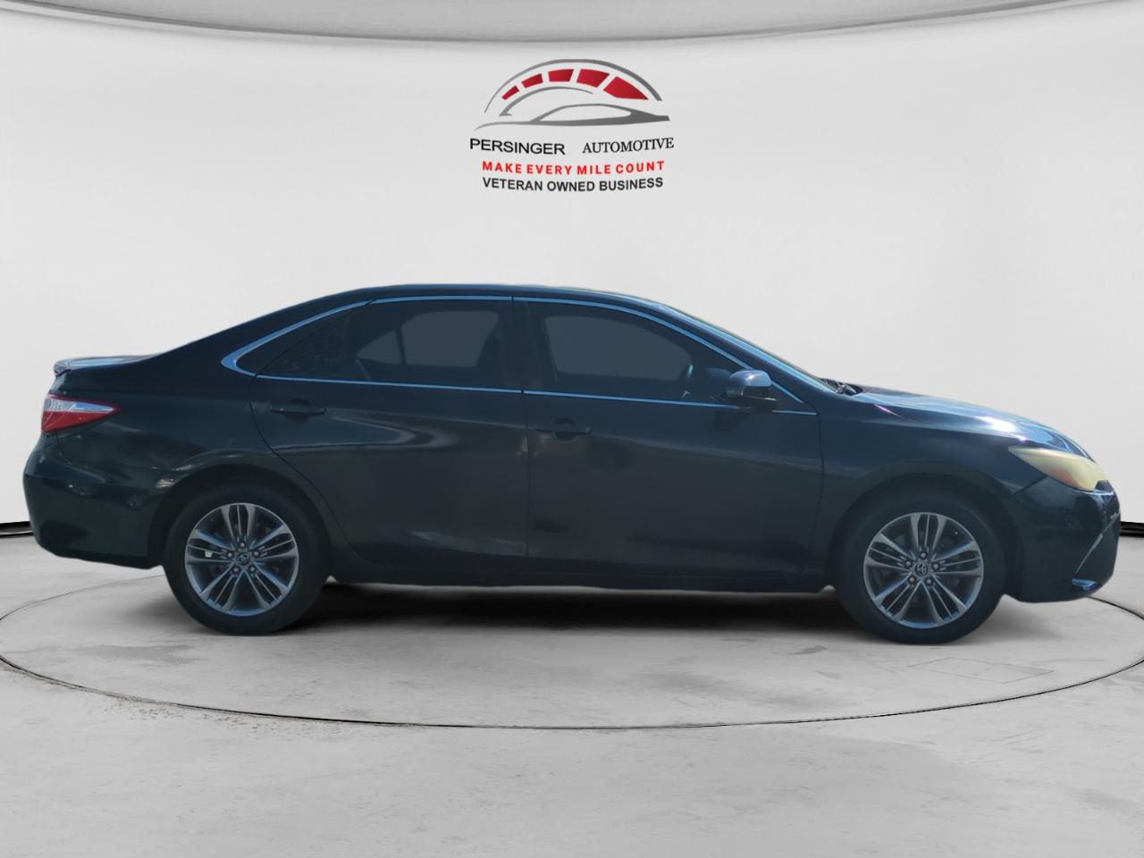 Toyota Camry 4dr Sdn I4 Auto SE w/Special Edition Pkg (Natl) 2016
