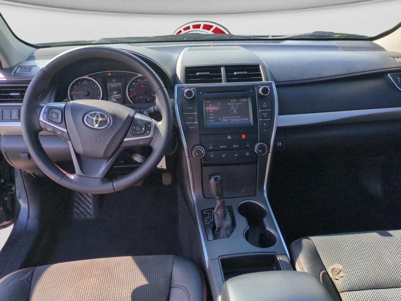Toyota Camry 4dr Sdn I4 Auto SE w/Special Edition Pkg (Natl) 2016