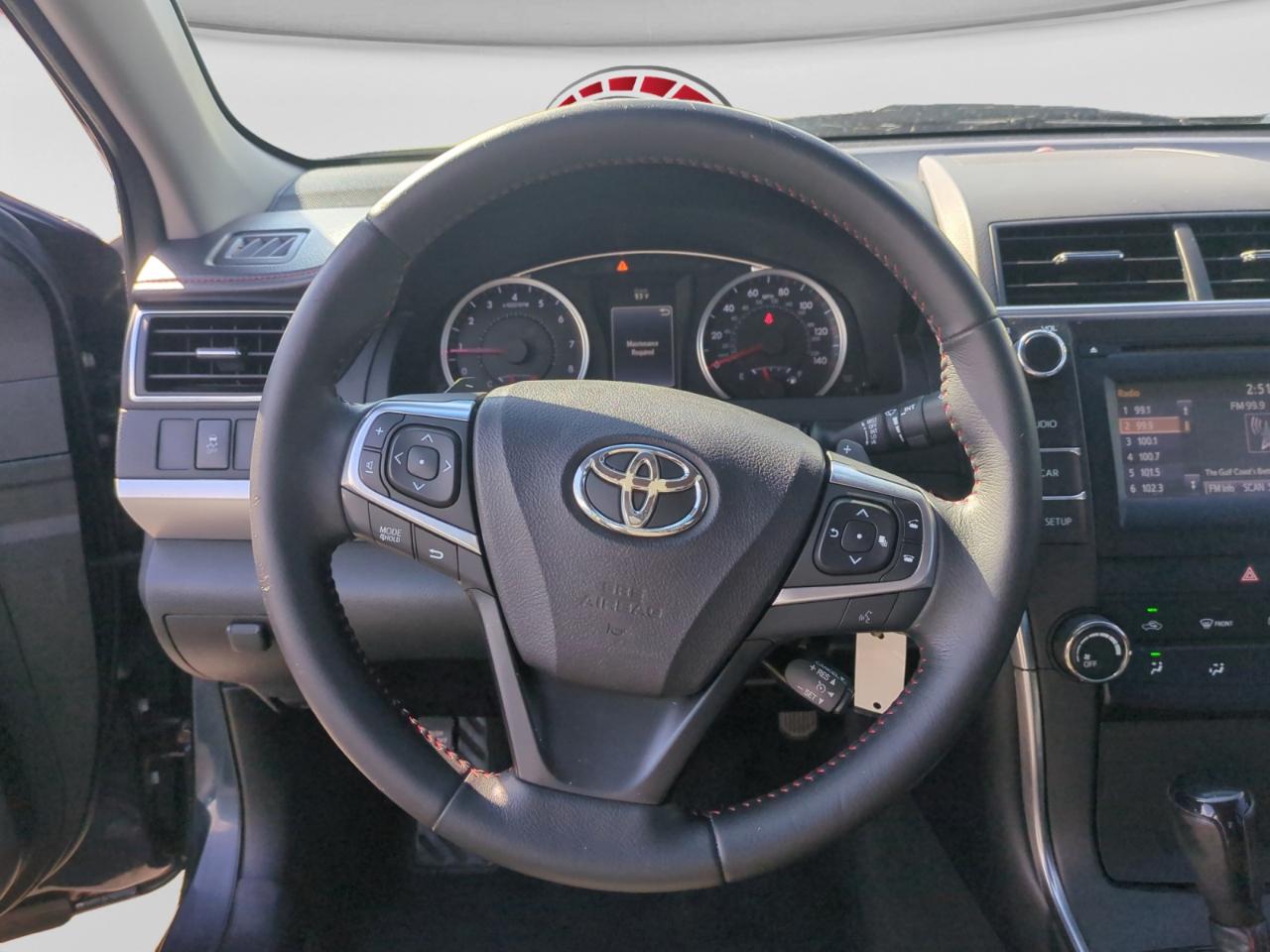 Toyota Camry 4dr Sdn I4 Auto SE w/Special Edition Pkg (Natl) 2016