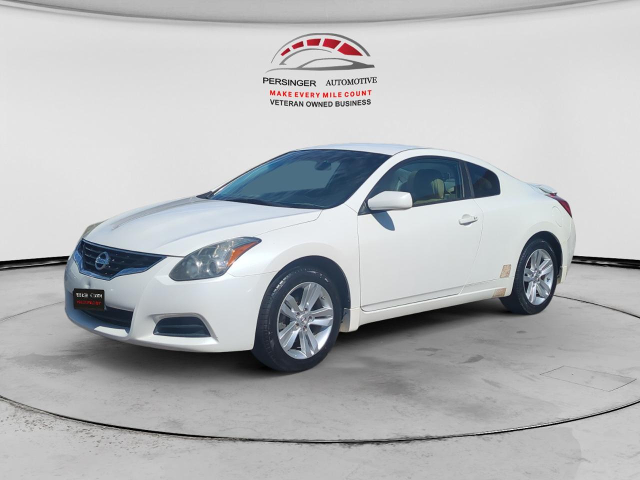 Nissan Altima 2dr Cpe I4 CVT 2.5 S 2011