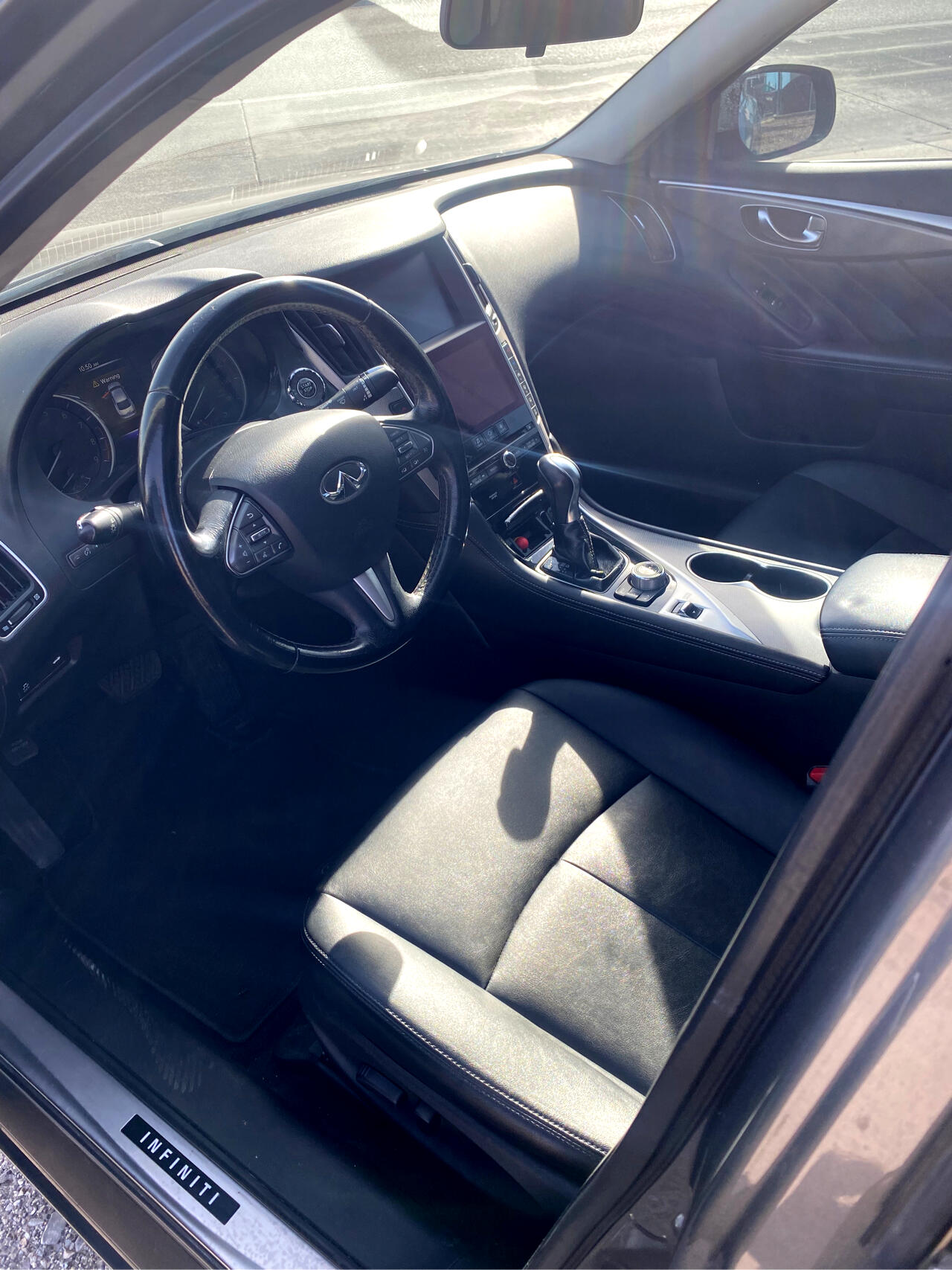 Infiniti Q50 Premium 2015