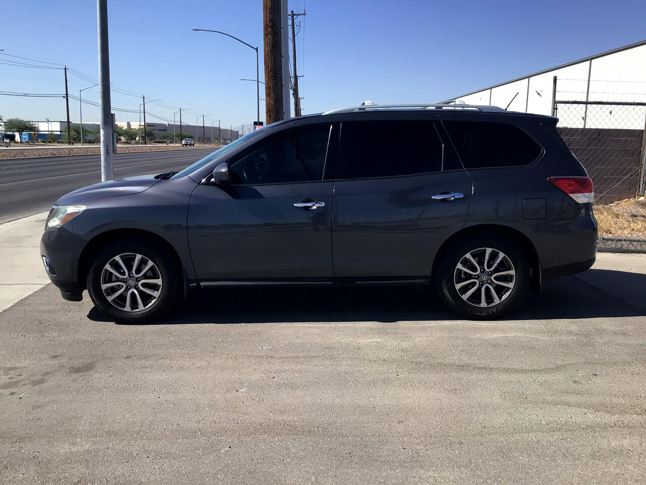 Nissan Pathfinder SL 2015