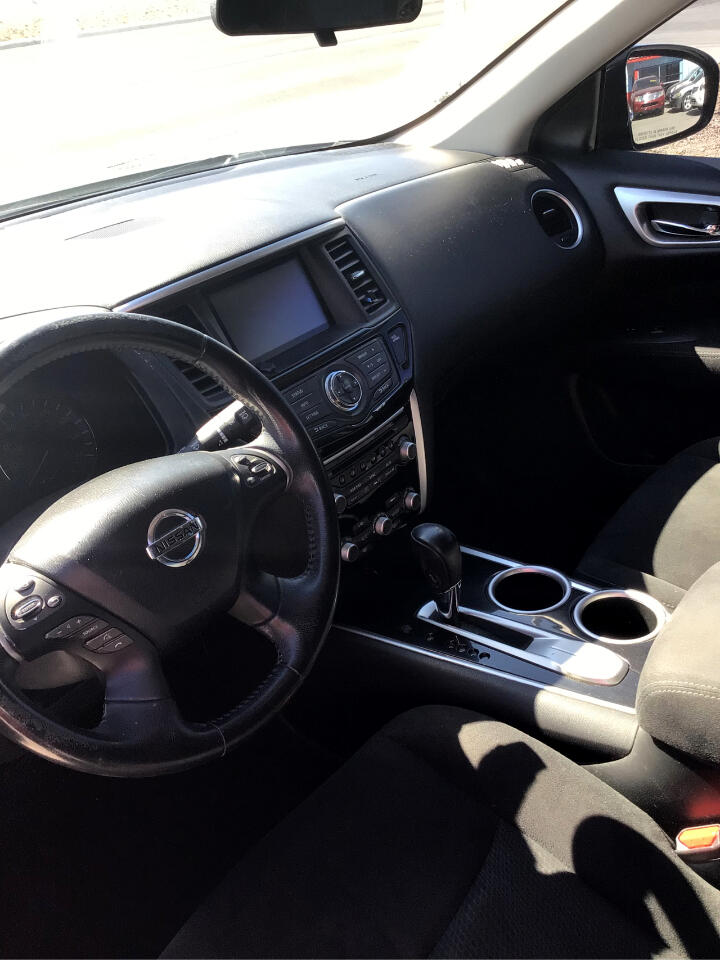 Nissan Pathfinder SL 2015