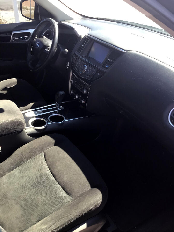 Nissan Pathfinder SL 2015