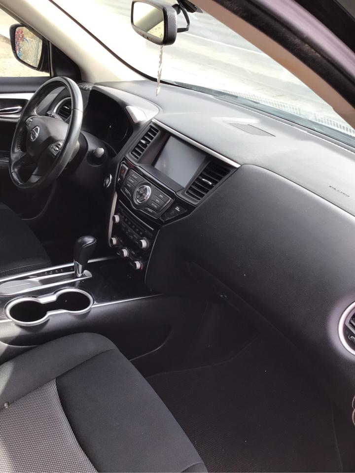 Nissan Pathfinder SL 2016