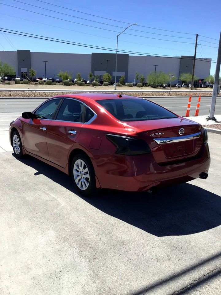 Nissan Altima 2.5 SV 2015