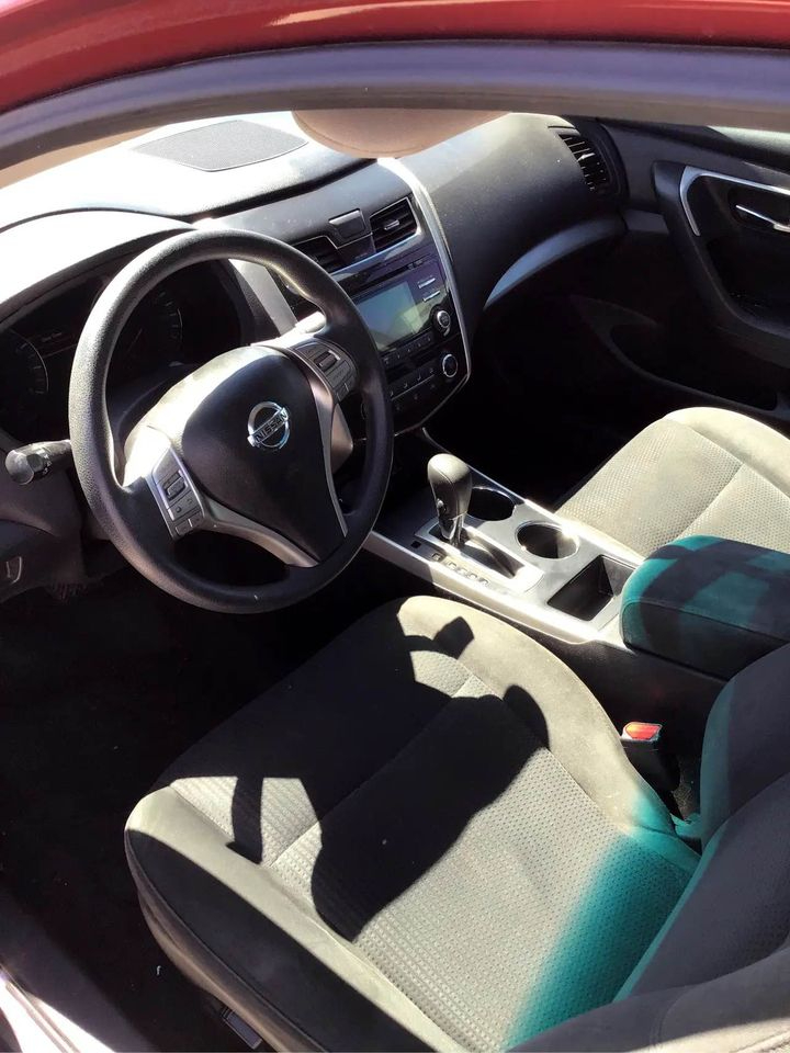 Nissan Altima 2.5 SV 2015