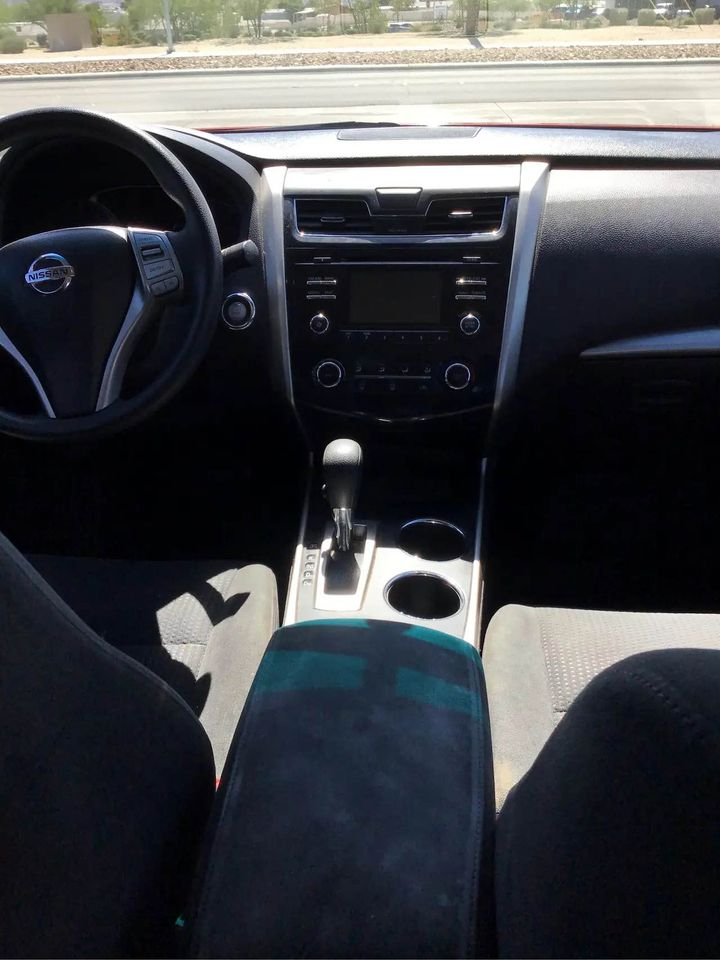 Nissan Altima 2.5 SV 2015