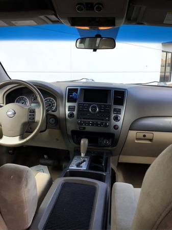 Nissan Armada SL 4WD 2015