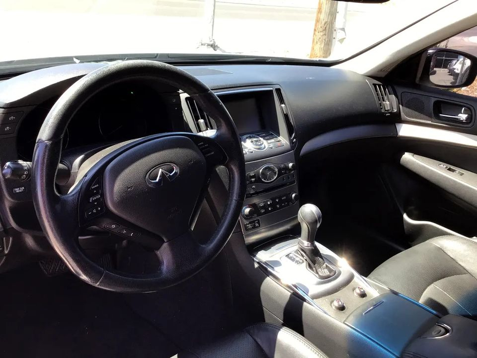 Infiniti G Sedan  2013