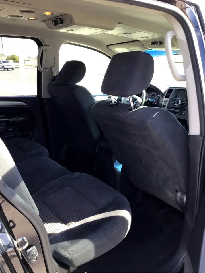 Nissan Armada SL 2013