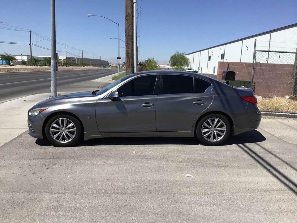 Infiniti Q50  2015