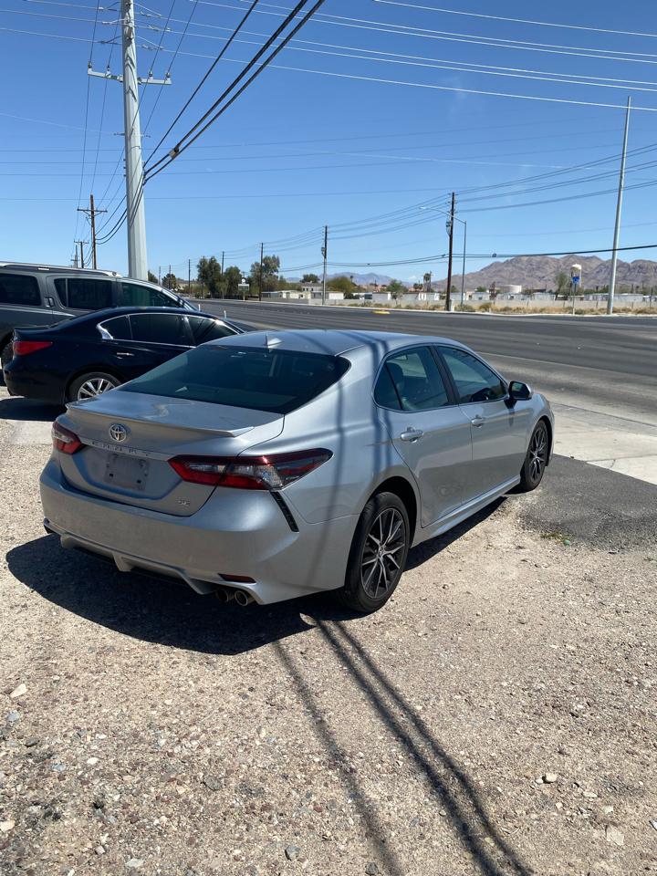 Toyota Camry XLE 2018