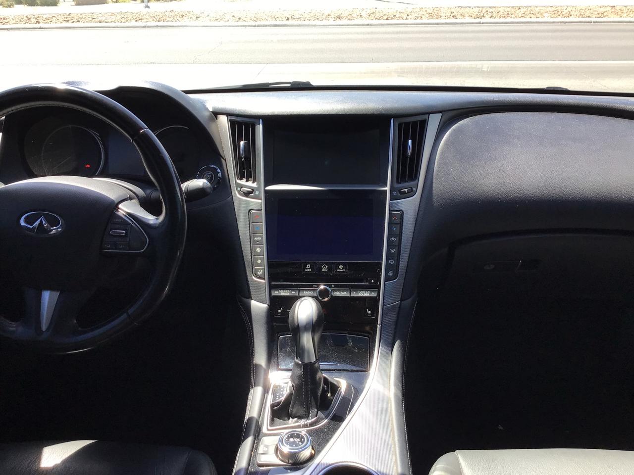 Infiniti Q50 Premium 2014