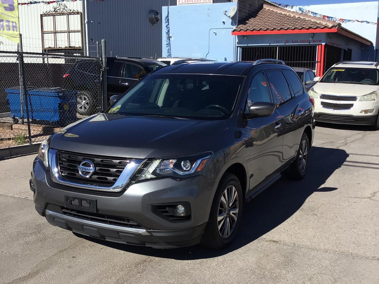 Nissan Pathfinder SV 4WD 2018