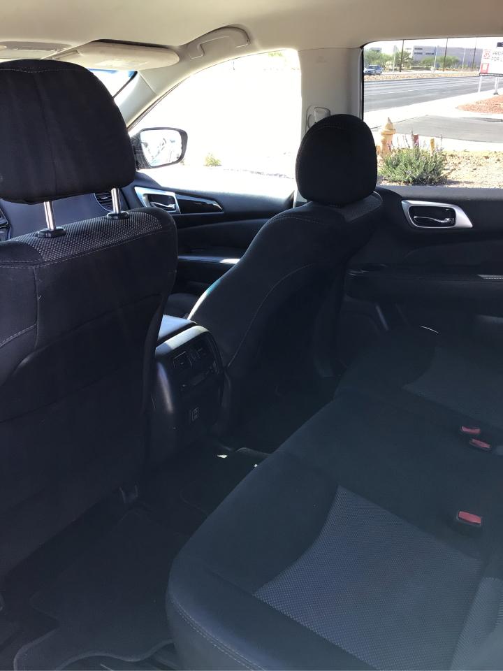 Nissan Pathfinder SV 4WD 2018