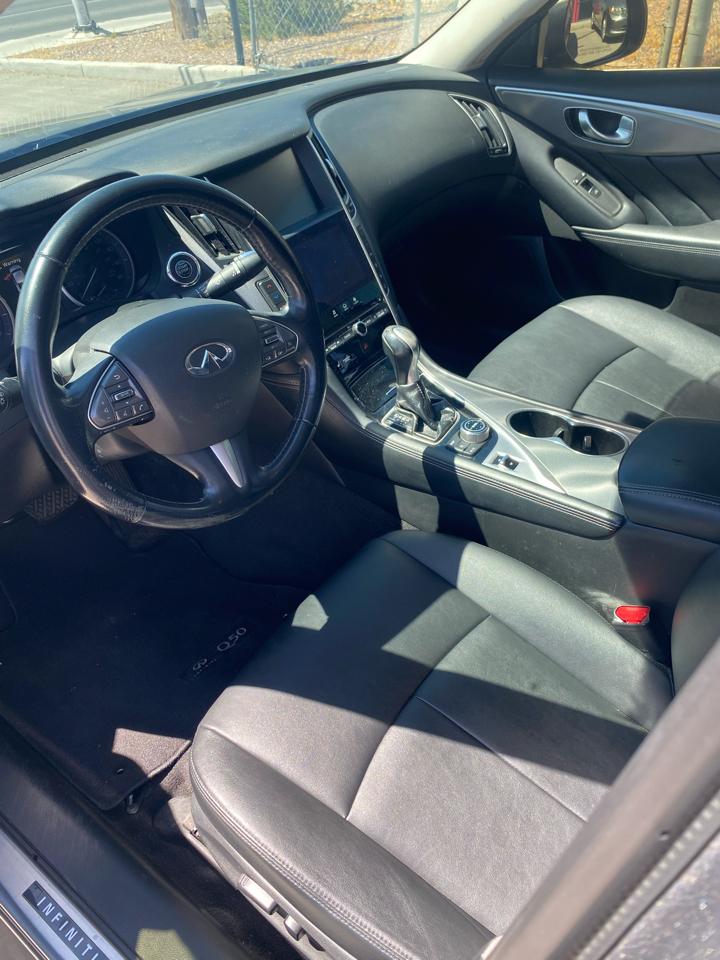 Infiniti Q50 Premium 2015