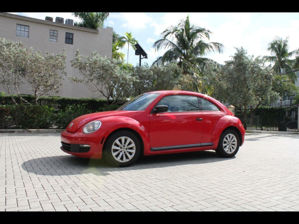 Volkswagen Beetle 2.5L 2013