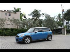 2009 MINI Clubman  2009 MINI Clubman