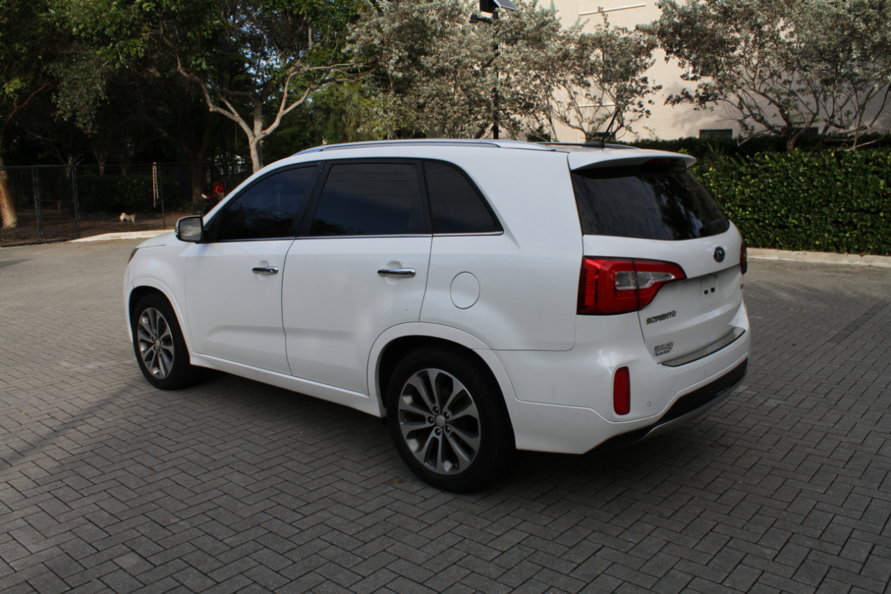 Kia Sorento SX V6 FWD 2015