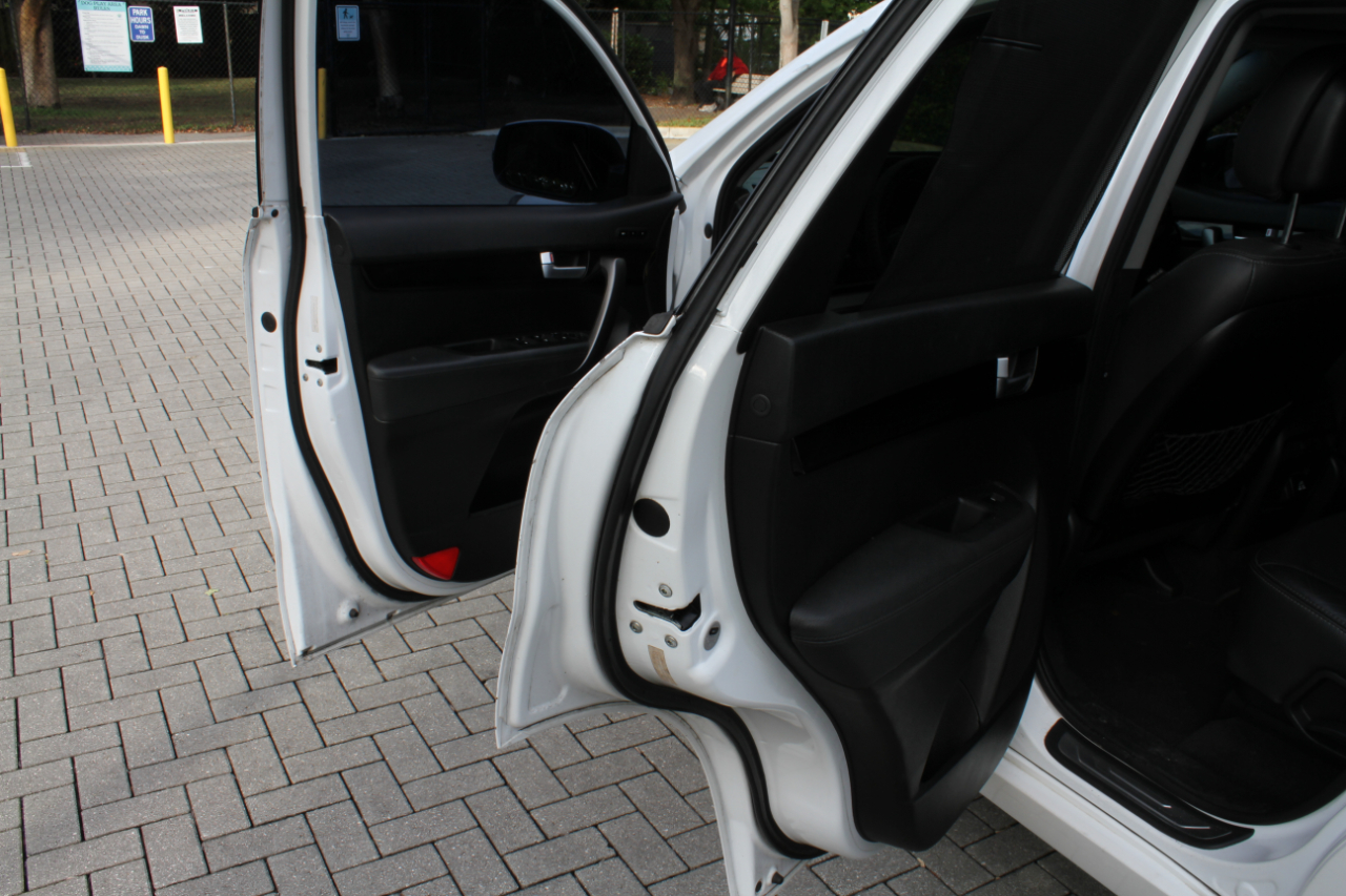 Kia Sorento SX V6 FWD 2015