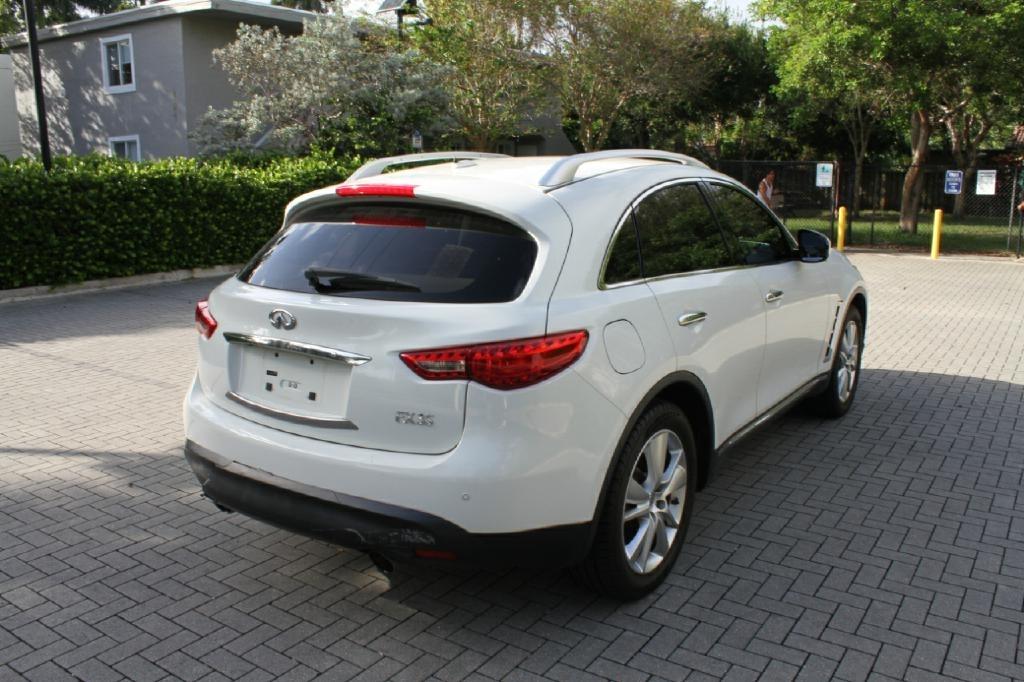 Infiniti FX FX35 AWD 2012