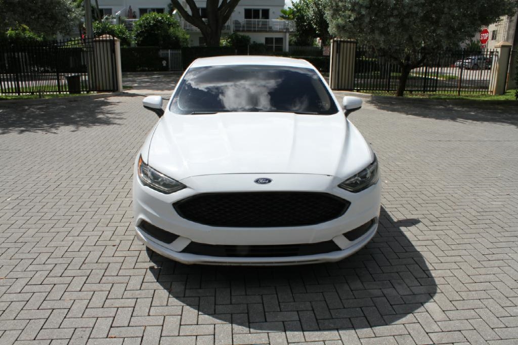 Ford Fusion Hybrid SE 2018